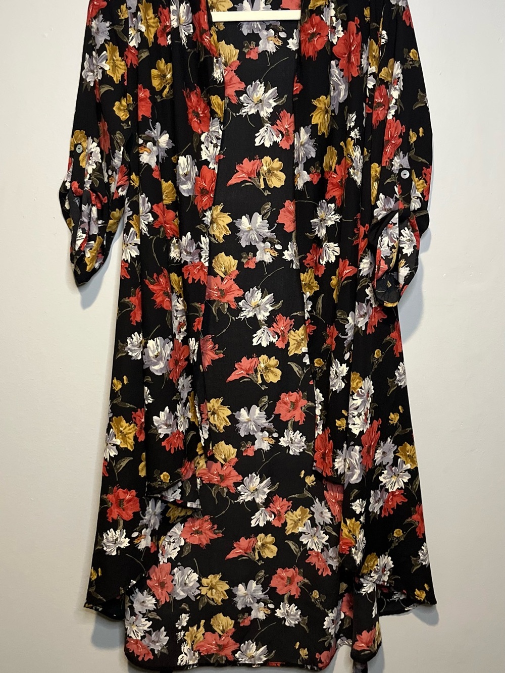 West Kei Black Floral Duster Kimono Open Front Tab Sleeve Small Boho Artsy Fall